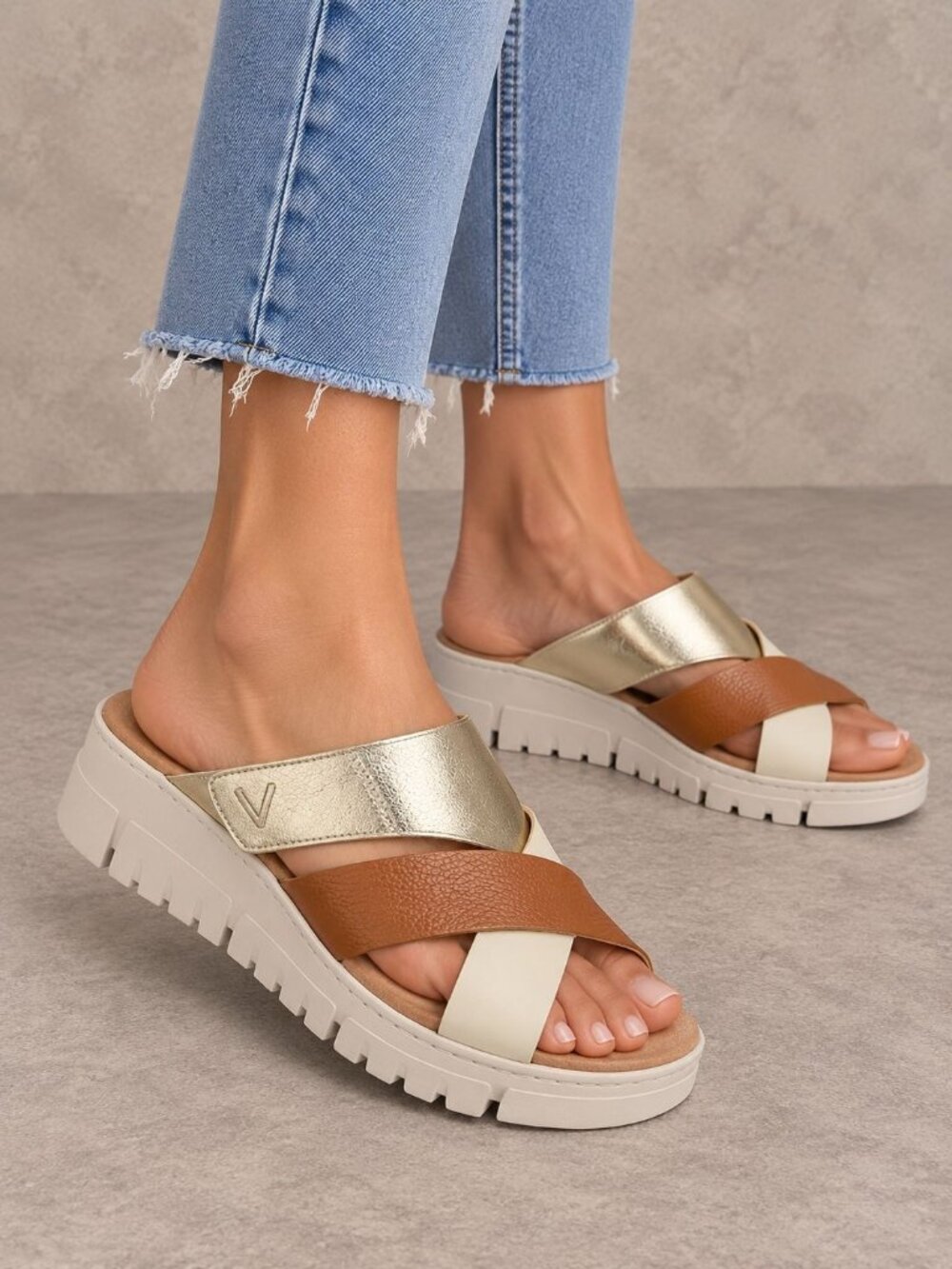 Vionic Uptown Sunset Supportive Wedge Slide Sandals Size 9.5